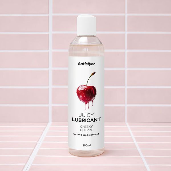 Лубрикант на водній основі Satisfyer Juicy Lubricant Cheeky Cherry water based 300 мл SX2728 фото